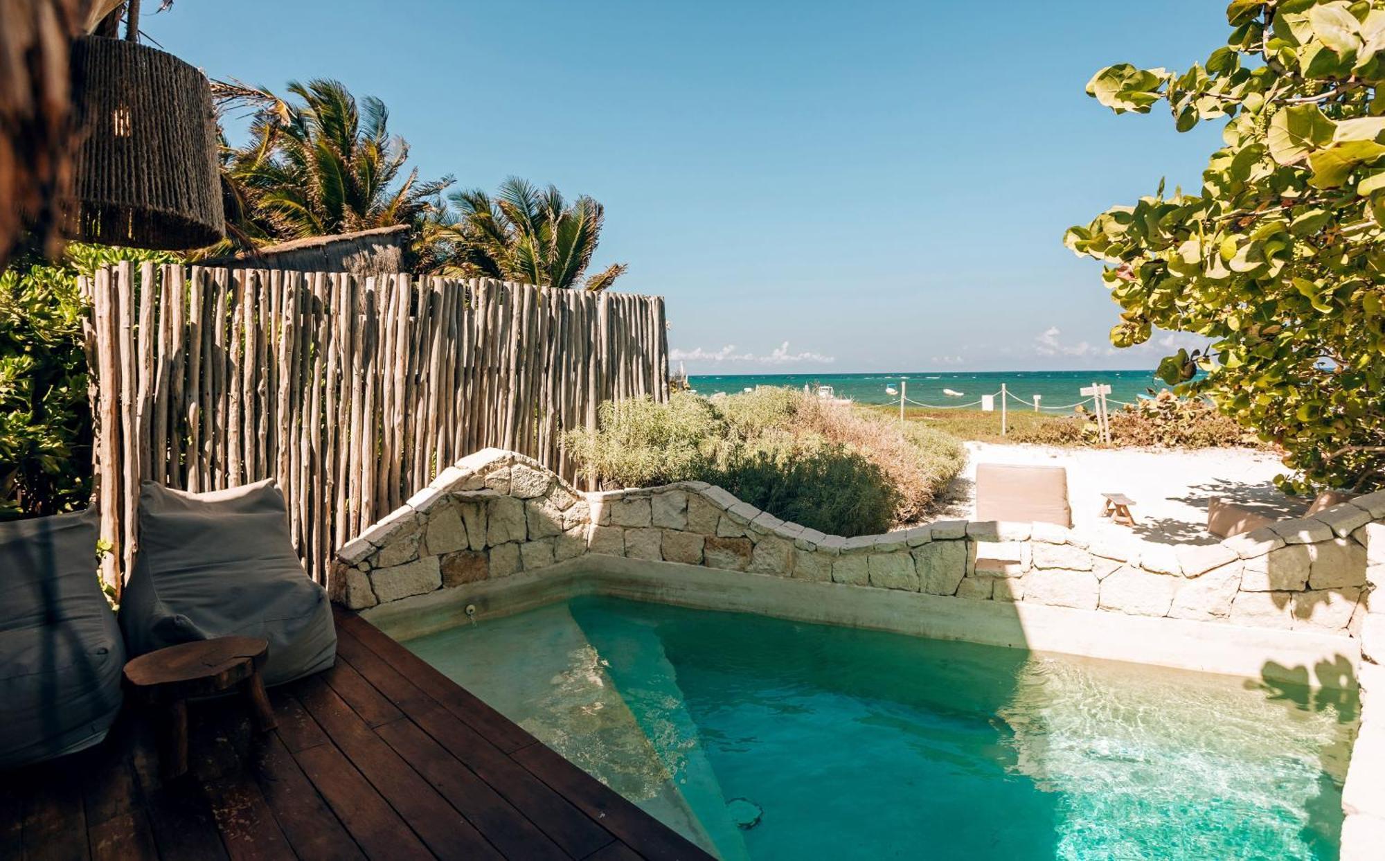 Ikal Tulum Hotel 외부 사진 Beachfront pool at Habitas Hotel, Tulum, Mexico